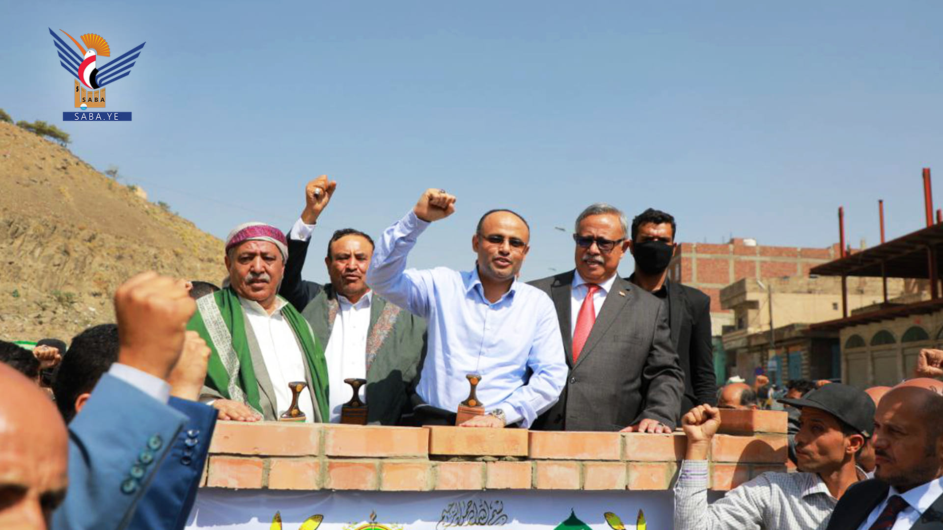 الرئيس المشاط يفتتح ويضع حجر أساس 269 مشروعاً خدمياً وتنموياً بأكثر 56 مليار ريال بالعاصمة صنعاء