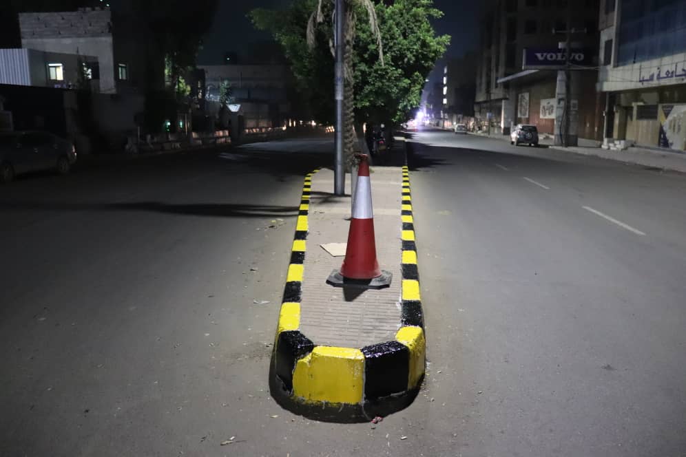 الوحدة التنفيذية بالأمانة تواصل أعمال ترميم الشوارع المتضررة وأعمال التحسينات المرورية