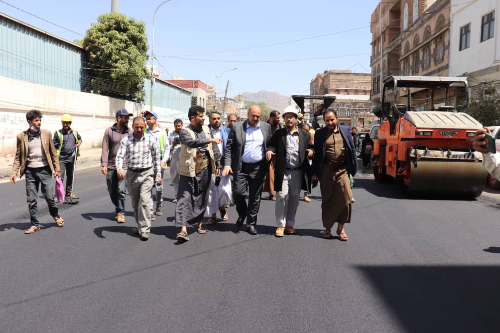 جمعان يتفقد مشروع ترميم وصيانة شارع نواكشوط بمديرية الوحدة